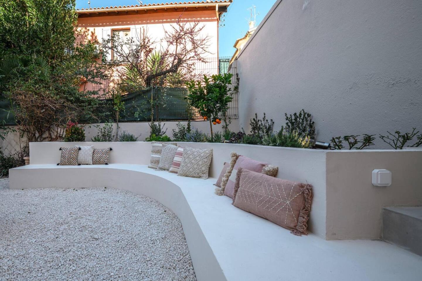 Apartment 3 Avec Jardin Prive