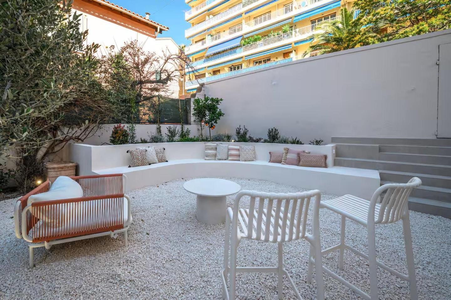 Apartment 3 Avec Jardin Prive *